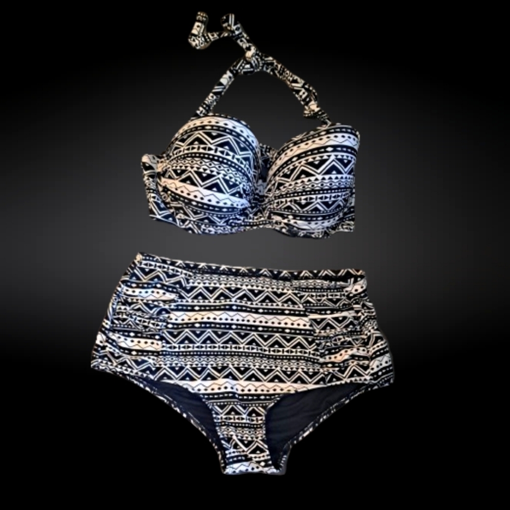 1X High Waist Vintage Retro Cut Black and White Geometric Bikini Set